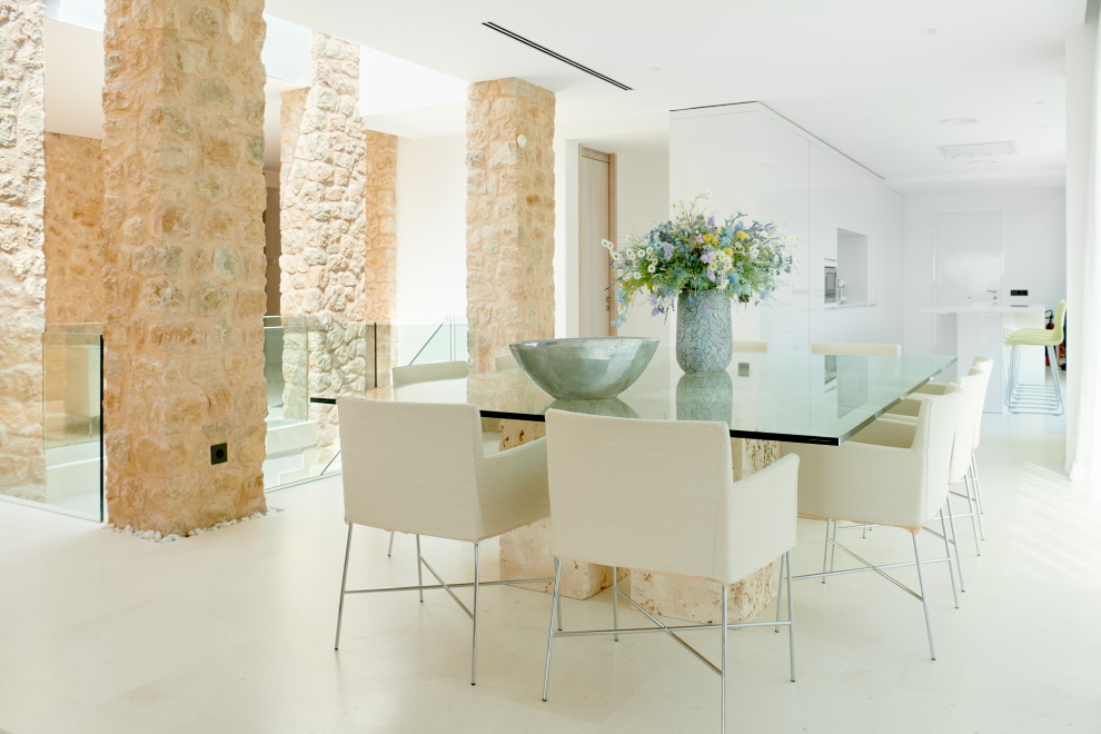 Dining areaResa estates cala comte for sale Ibiza .jpg